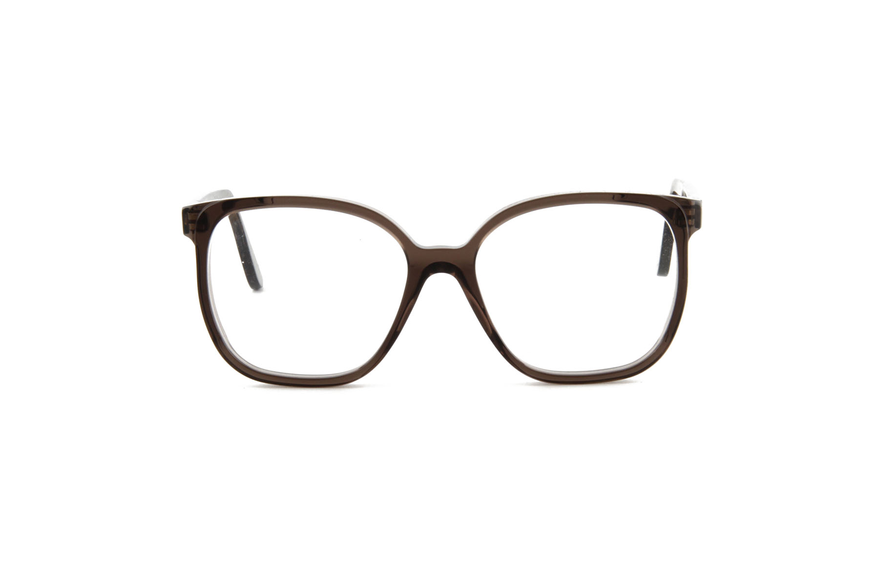 EMMANUELLE KHANH 1121